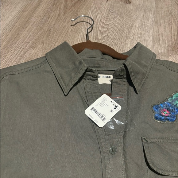 New We The Free by Free People Velvet Roses Green Utility Military Shirt Top - Picture 8 of 13